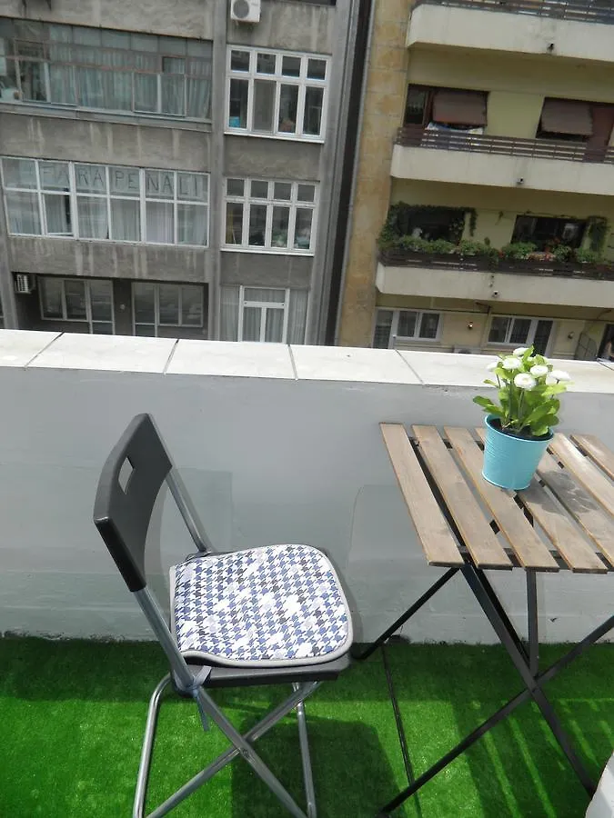 Central Studio Victoriei Apartment Bucureşti 0*,